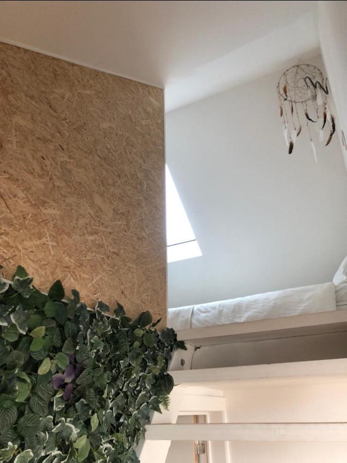 Lichtrijke loft bij restaurant Den Olifant Appartement Ieper Buitenkant foto