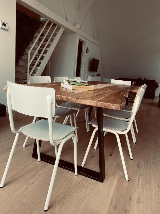 Lichtrijke loft bij restaurant Den Olifant Appartement Ieper Buitenkant foto