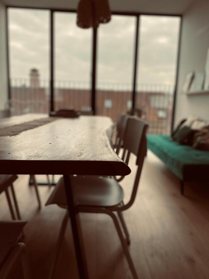 Lichtrijke loft bij restaurant Den Olifant Appartement Ieper Buitenkant foto