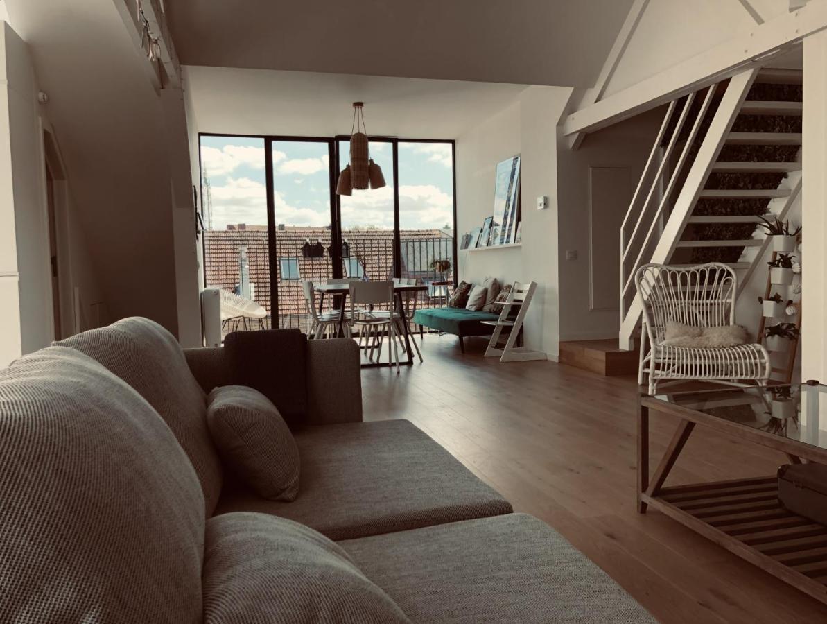 Lichtrijke loft bij restaurant Den Olifant Appartement Ieper Buitenkant foto