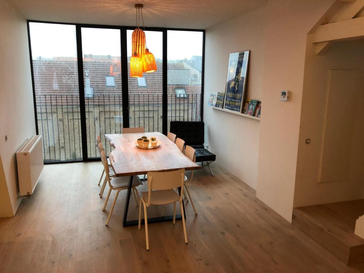 Lichtrijke loft bij restaurant Den Olifant Appartement Ieper Buitenkant foto